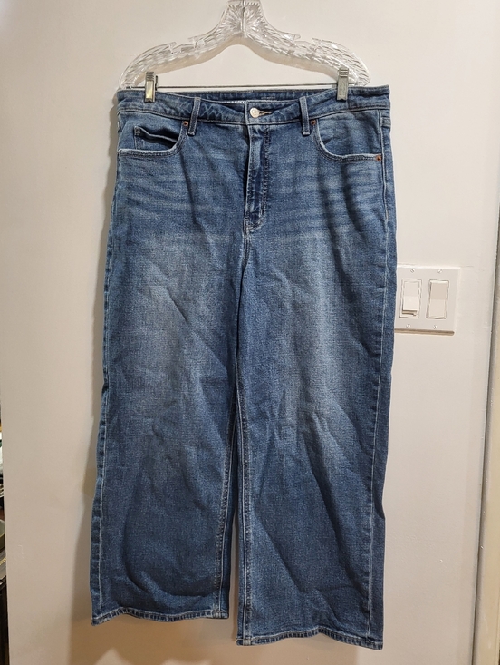 Old Navy Denim - Old Navy Sky-Hi Wide Leg Jeans Size 16 High Rise Light Wash